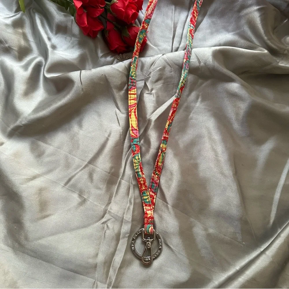 🌹VINTAGE Vera Bradley Coral Floral Keychain Necklace w/ Silver-Tone Ring Pendant